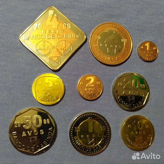 Наборы иностранных монет