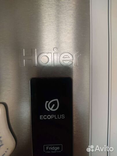 Контейнер для хранения яиц в холодильнике