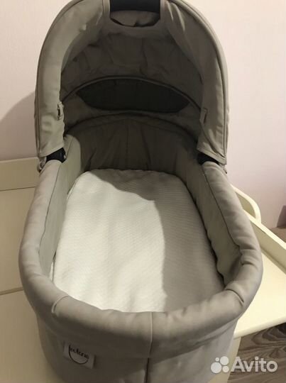 Продаю коляску