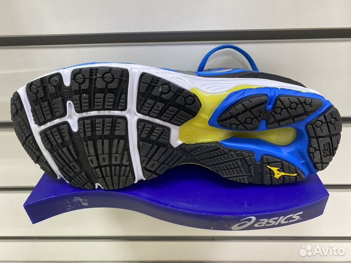 Кроссовки Mizuno мужские wave prodigy 4