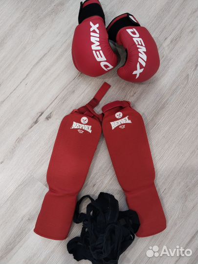 Перчатки боксерские