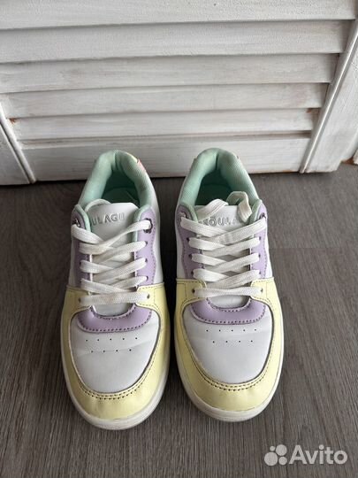 Кроссовки кеды