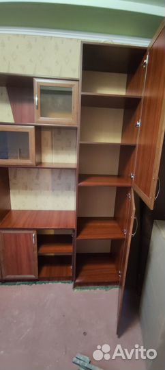 Угловой письменный стол