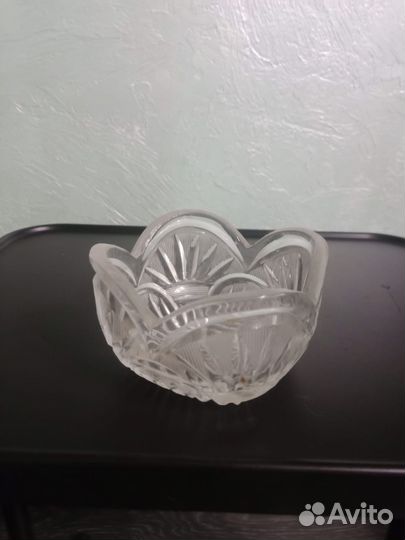 Хрустальная ваза