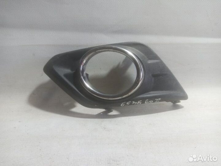 Накладка на туманку передняя левая Nissan X-Trail