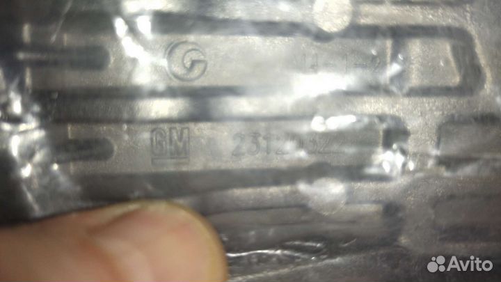 Кронштейн радиатора Opel