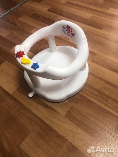 Ванночка для купания новорожденных с подставкой