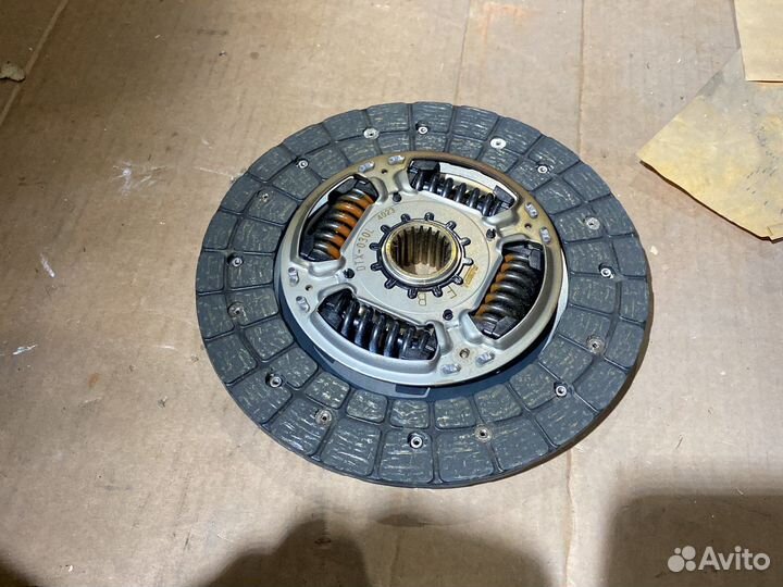 Диск сцепления toyota Caldina Carina Corolla