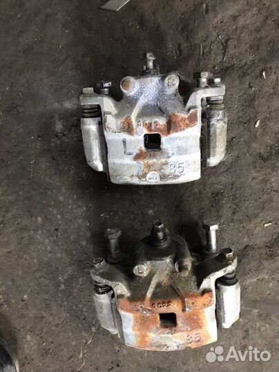 Nissan teana j32 суппорта передние