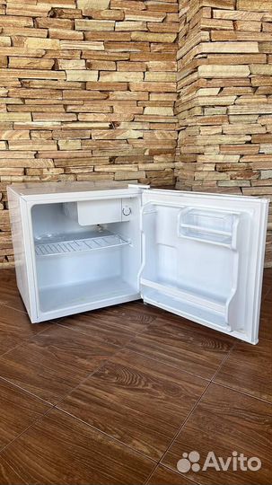 Холодильник bosfor RF 049