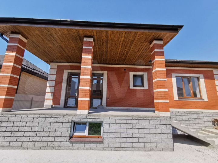 Дом 168,2 м² на участке 5 сот.