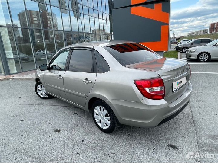 LADA Granta 1.6 AT, 2019, 45 000 км