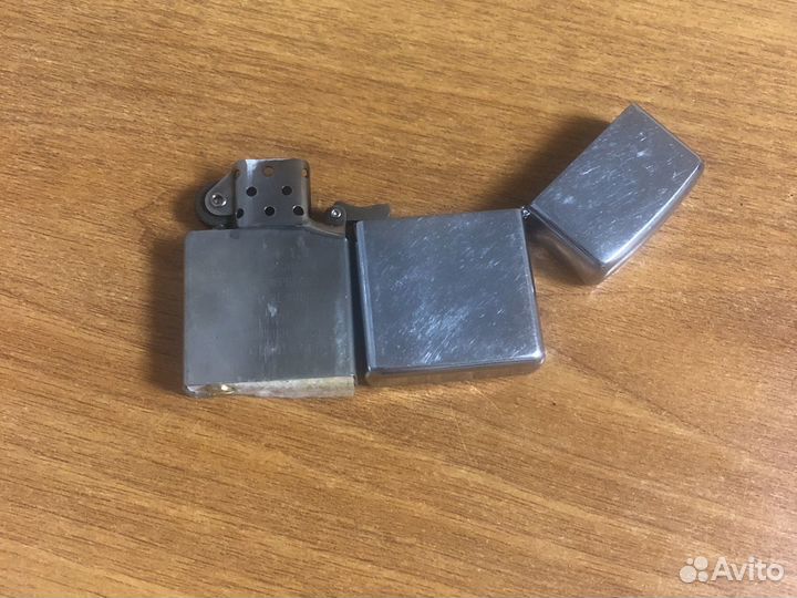 Зажигалка бензиновая zippo