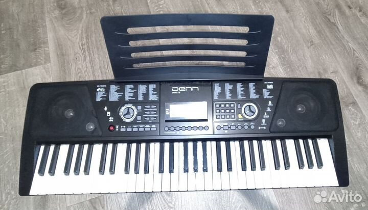 Синтезатор denn DEK610