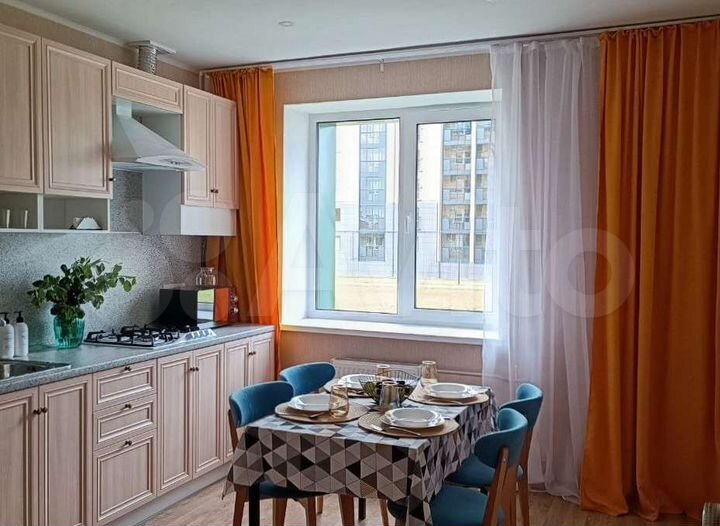 2-к. квартира, 64 м², 1/8 эт.
