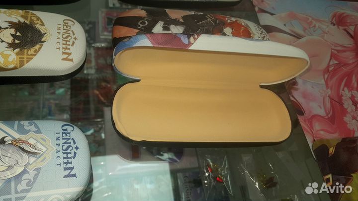 Ровые футляры для очков Genshins