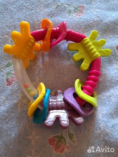 Игрушки для малышей пакетом