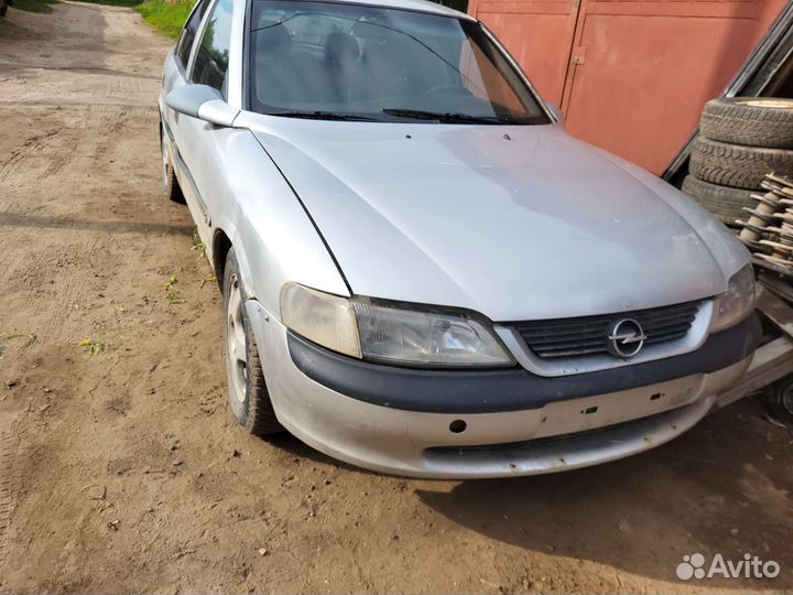 Запчасти opel vectra б