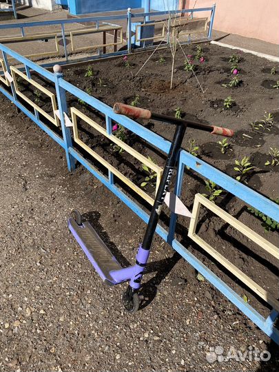 Трюковой самокат