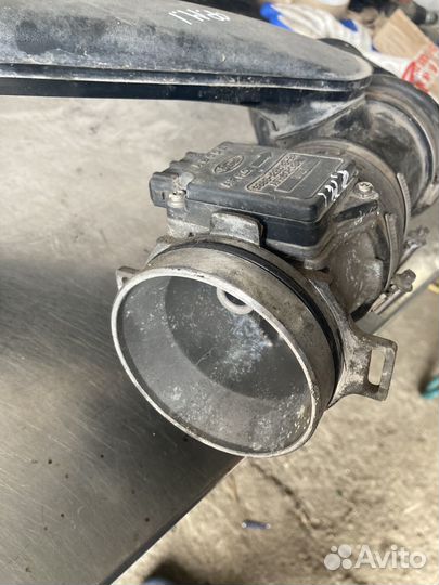 Воздухомер ford Мондео 1. 1.8