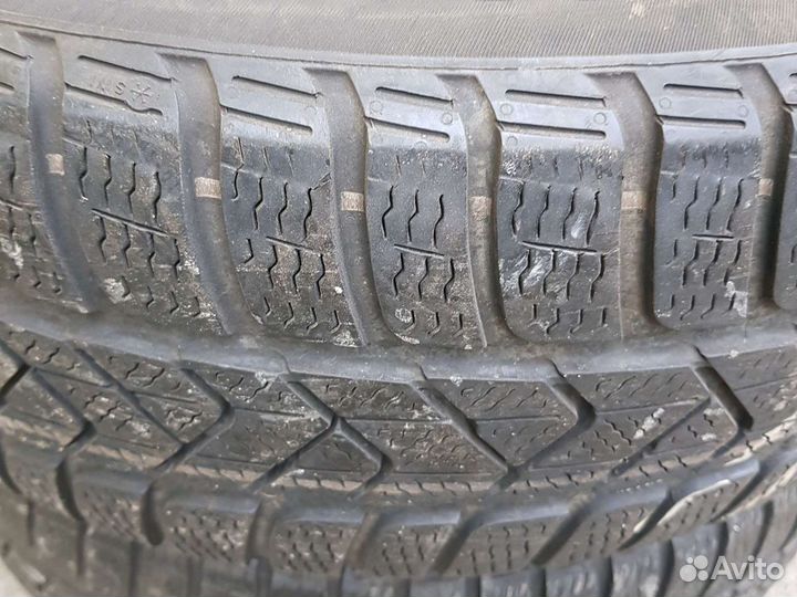Pirelli Winter Sottozero 3 215/55 R17 94H