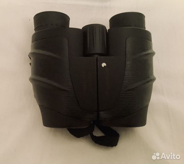 Бинокль туристический Levenhuk Zoom&Joy 10x25