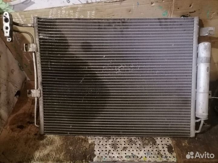 Радиатор кондиционера Land Rover Range Rover Sport