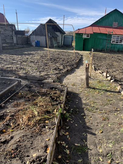 Дом 30,8 м² на участке 5,32 га