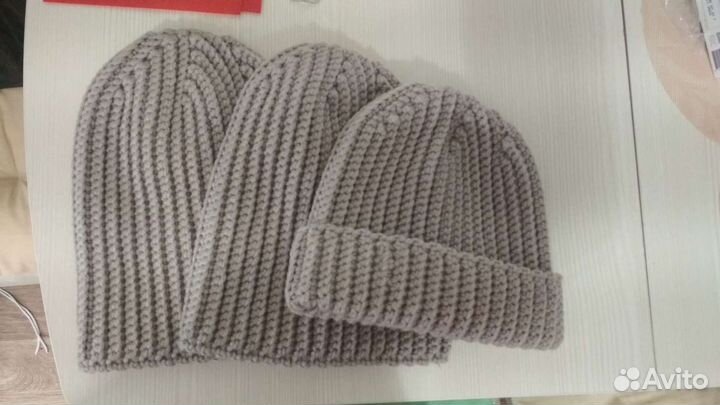 Шапка женская вязаная
