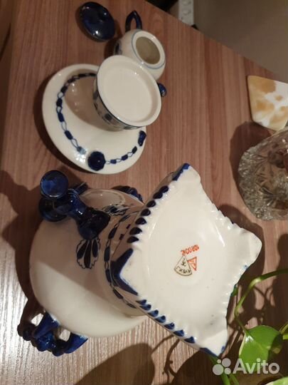 Самовар фарфор Гжель с чайником
