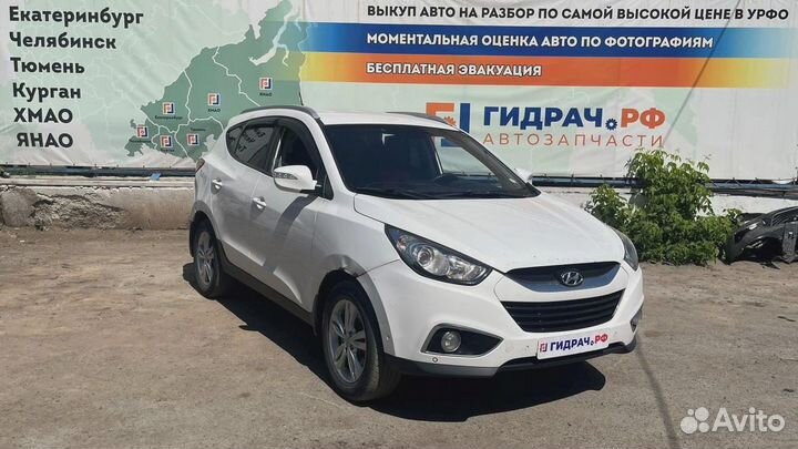Блок управления стеклоподъемниками Hyundai ix35 19