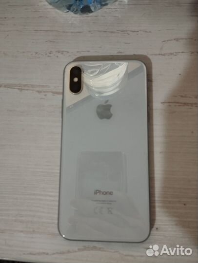 iPhone X, 64 ГБ