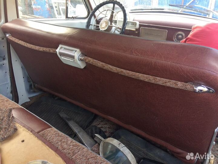 Газ 21 пепельница в сборе заднего дивана