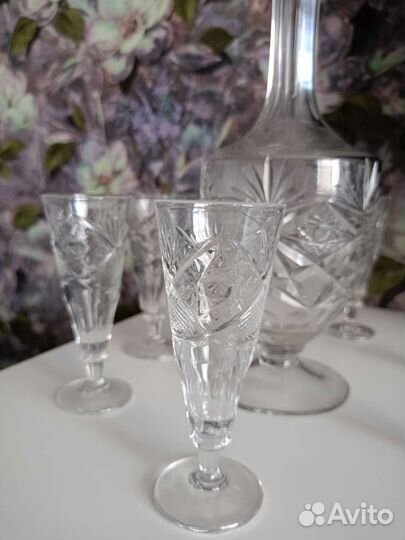 Графин штоф и рюмки СССР