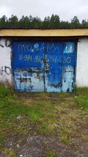 Гараж, > 30 м²