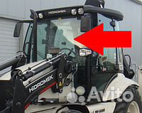 Hidromek 102s Стекло лобовое