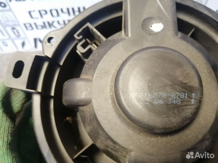 Моторчик отопителя для Mitsubishi Colt (Z3)