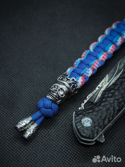 Темляк для ножа из паракорда 