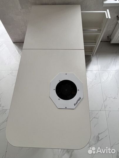 Стол для маникюра