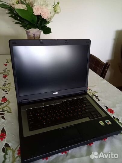 Ноутбук dell inspiron B130