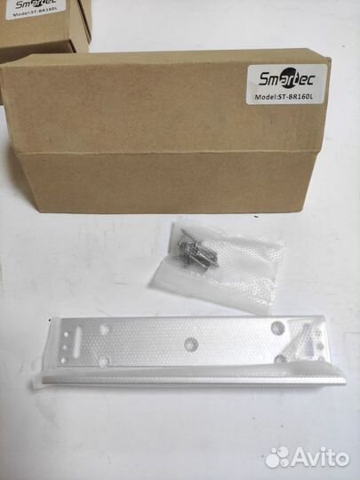 Smartec ST-BR160L -L-образное крепление для замка