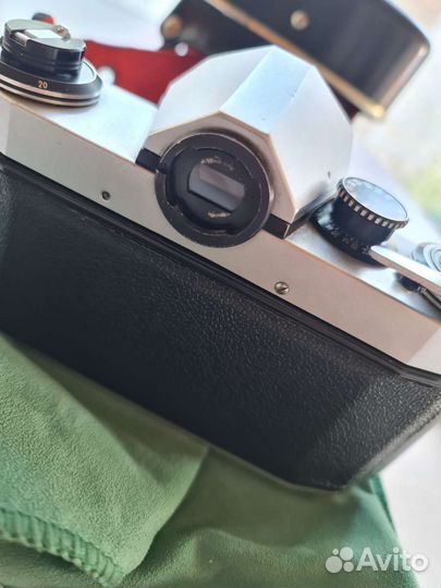 Плёночный фотоаппарат Praktica