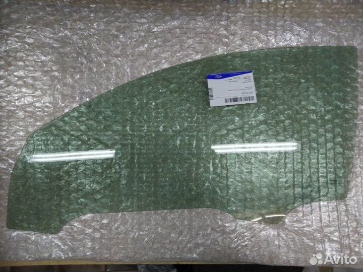 Стекло двери переднее левое Peugeot 206 3D HB