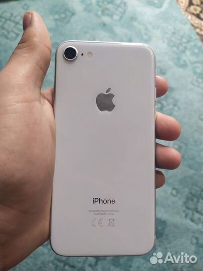 iPhone 8, 64 ГБ