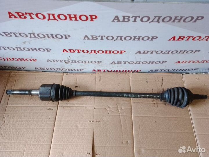 Полуось привод передний правый Chrysler Voyager