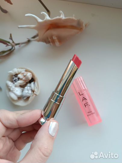 Помада блеск для губ