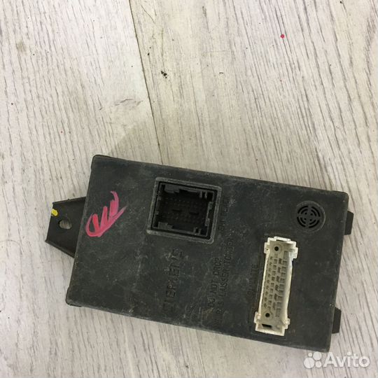 Блок комфорта иммобилайзера Renault logan