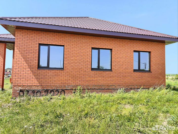 Пластиковые окна и натяжные потолки