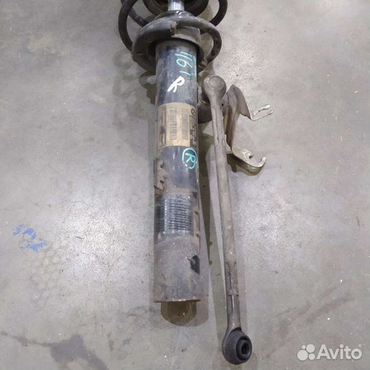 Стойка передняя правая BMW 1-series E81 E82 E87