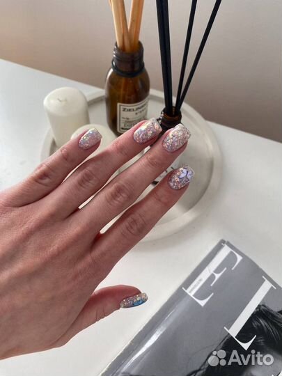 Маникюр педикюр